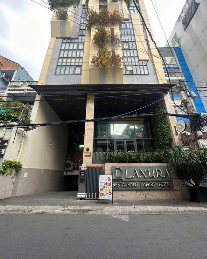 Khách sạn hẻm VIP Cộng Hòa Tân Bình 433m² giá 170 tỷ - Doanh thu 1 tỷ/tháng!