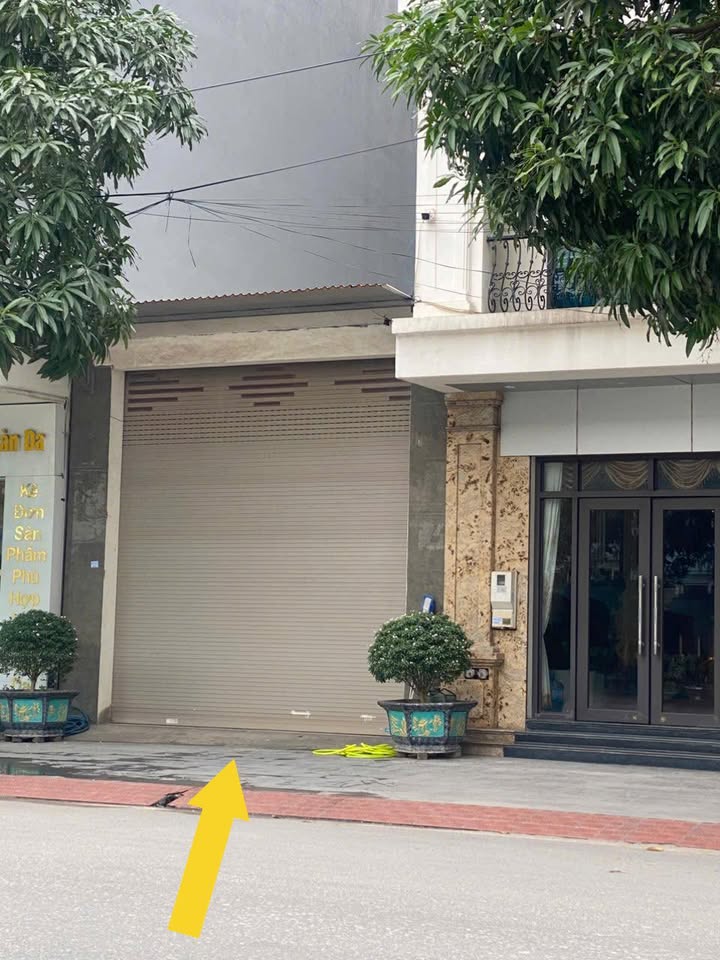 Mặt bằng kinh doanh tại Cầu Giấy 50m² giá 1.86 tỷ - Sổ đỏ chính chủ