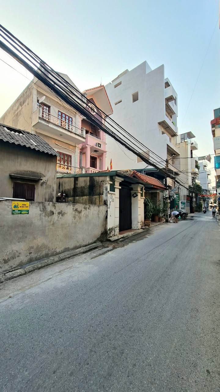 Đất kinh doanh Ngọc Thụy Long Biên 90m² giá thỏa thuận - Tiềm năng sinh lời cao!