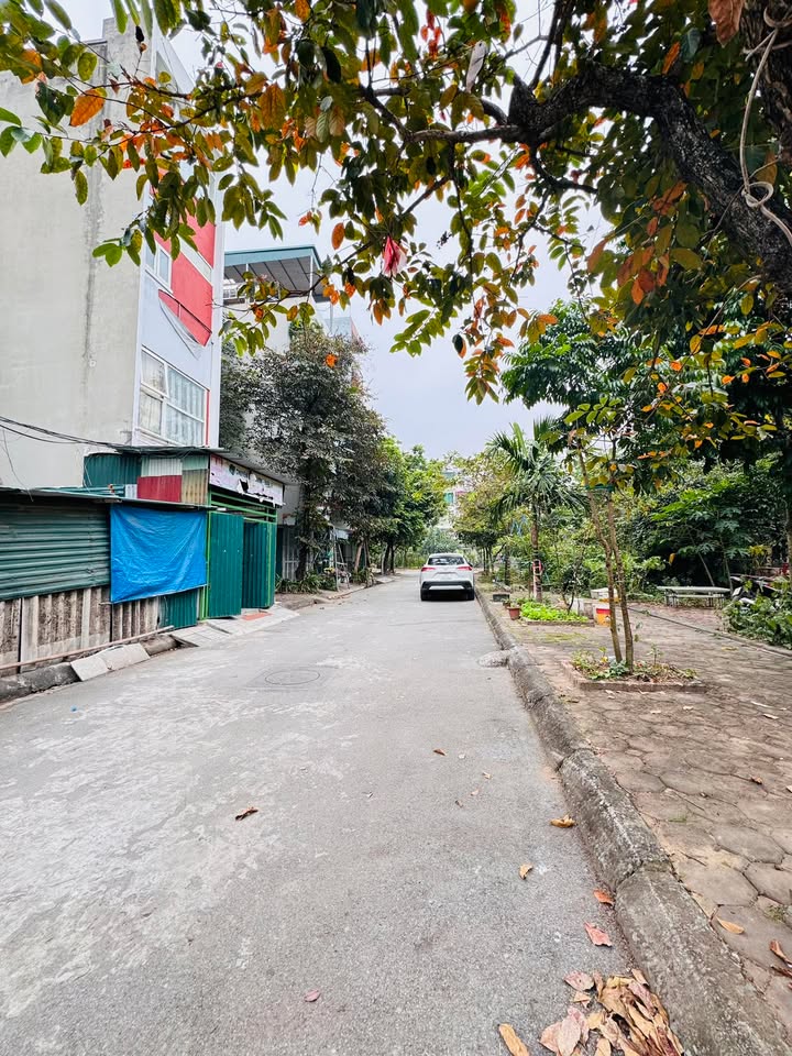 Đất Đặng Xá Gia Lâm 52m² giá 4 tỷ - Ô tô ngủ trong đất, pháp lý chuẩn!