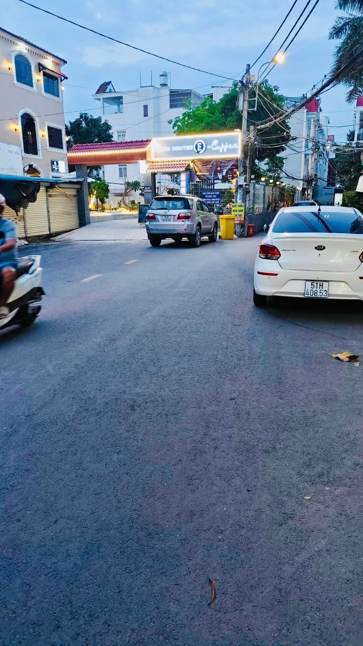 Nhà riêng Hẻm Ôtô 20m đường Huỳnh Thị Đồng, Nhà Bè 56m² giá 4.99 tỷ - Pháp lý rõ ràng!