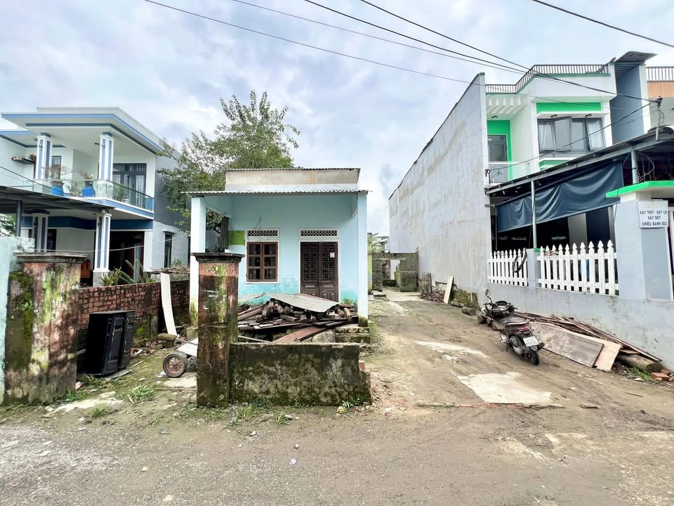 Đất tặng nhà Quang Châu 285m² giá 4.5 tỷ - Gần chợ, ô tô vào tận nơi!