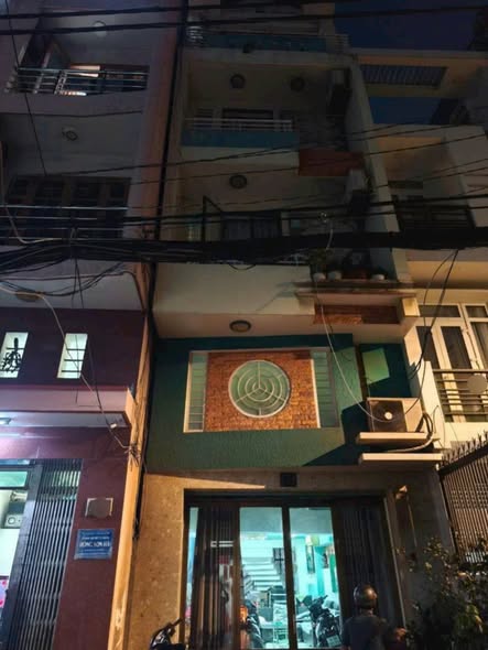 Nhà phố Nguyễn Đình Chính, Quận Phú Nhuận - 119m² giá 16.5 tỷ - Khu trung tâm sang trọng!