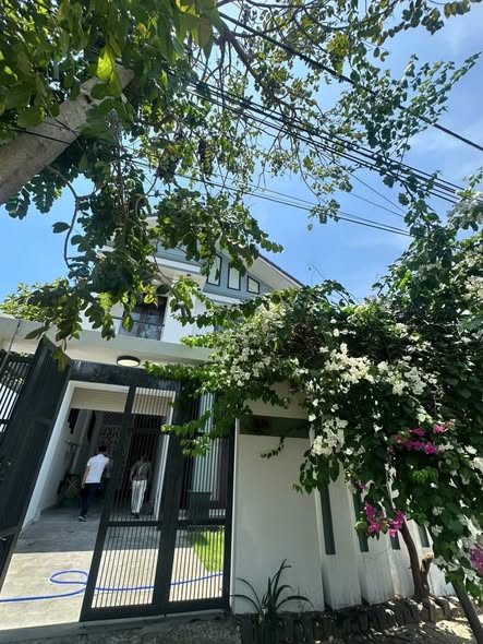 Villa cho thuê 150m² tại Đà Nẵng - Cách biển chỉ 50m, giá 10 triệu!