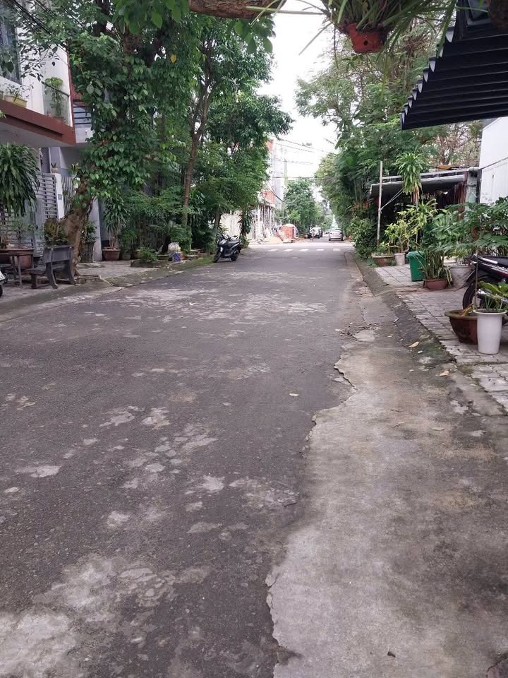 Bán gấp nhà mặt tiền Trần Thanh Mại, Sơn Trà 75m² giá 12 tỷ - Ngay biển Mỹ Khê!