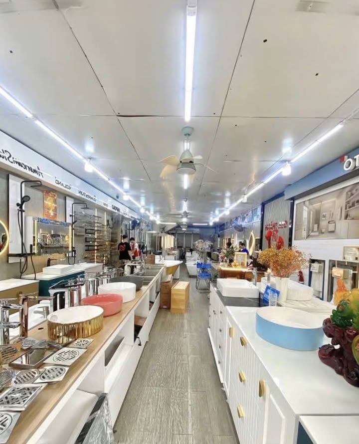 Nhà mặt tiền Lý Thường Kiệt, Quận 10, 125m² giá 49 tỷ - Đầu tư sinh lời ngay!