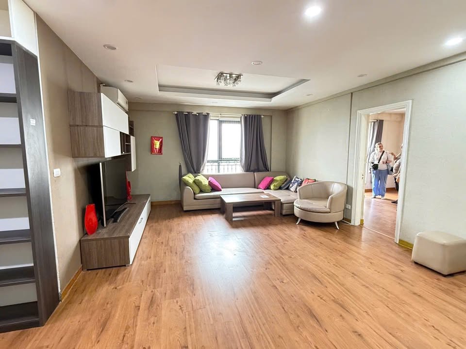 Căn hộ cho thuê tại chung cư D2 Giảng Võ, Ba Đình 118m² - Sẵn sàng vào ở ngay!