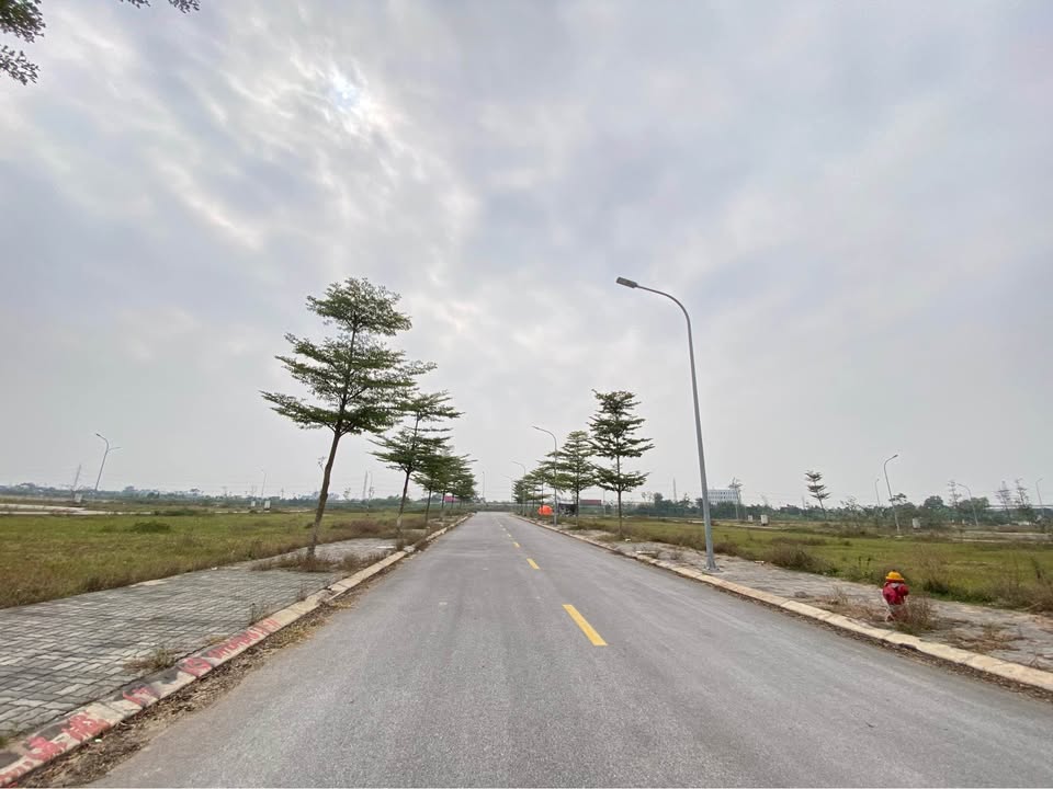 Bán lô đất Văn Phú, Đông Phong, Yên Phong 115m² giá 3 tỷ - Tiềm năng đầu tư cao!