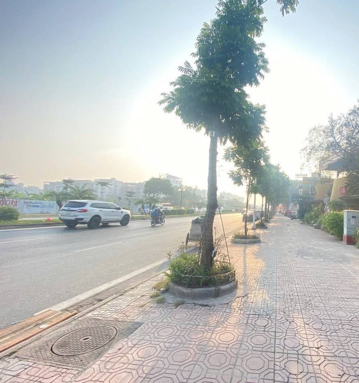 Cho thuê nhà mặt phố Hồng Tiến, Long Biên 110m² - Kinh doanh mọi loại hình!