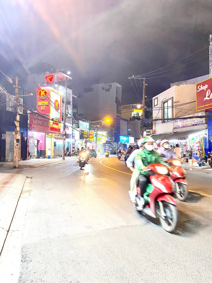 Mặt tiền kinh doanh Điện Biên Phủ, Bình Thạnh 96.8m² giá 14.5 tỷ - Sổ hồng riêng chính chủ!