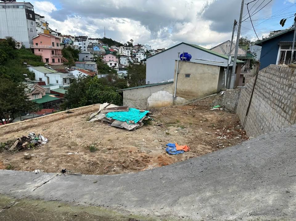 Đất xây dựng Đào Duy Từ, Đà Lạt 42m² giá chỉ 1.6 tỷ - Cơ hội đầu tư hấp dẫn!