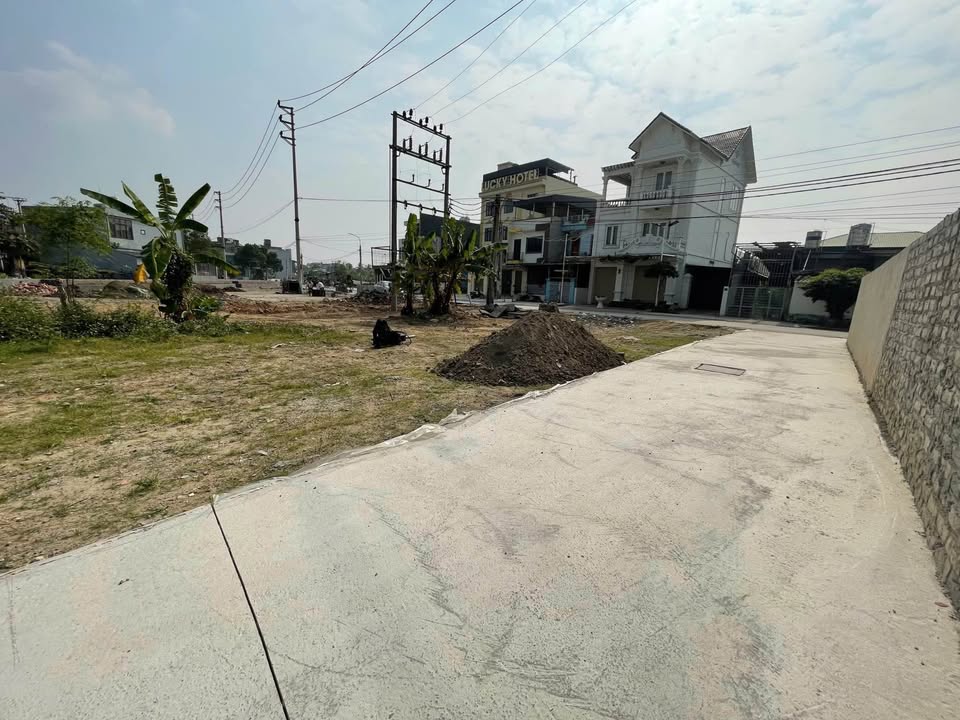 Đất nền Uông Bí 90,3m² giá 1,7 tỷ - Đường ô tô vào tận nơi!