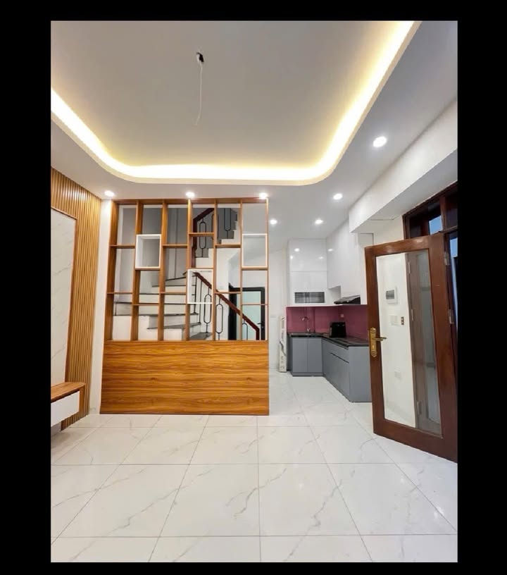 Nhà đẹp Xuân Đỉnh 35m² giá 7,9 tỷ - Ô tô đỗ cửa, full nội thất cao cấp!