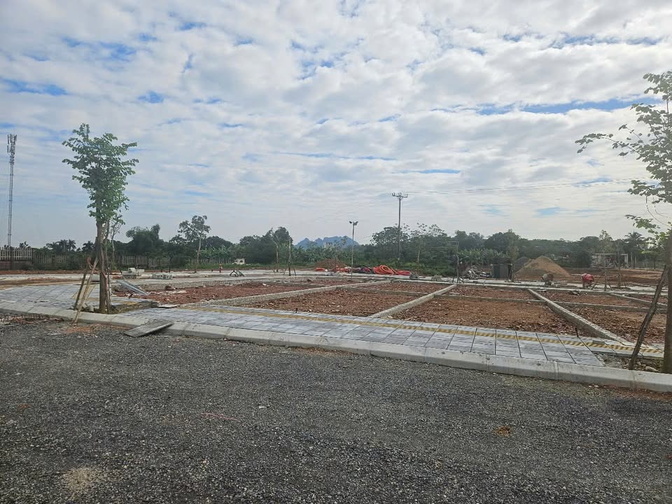 Đất khu công nghiệp Nhuận Trạch 2ha giá 1.62 tỷ - Cơ hội đầu tư hấp dẫn!