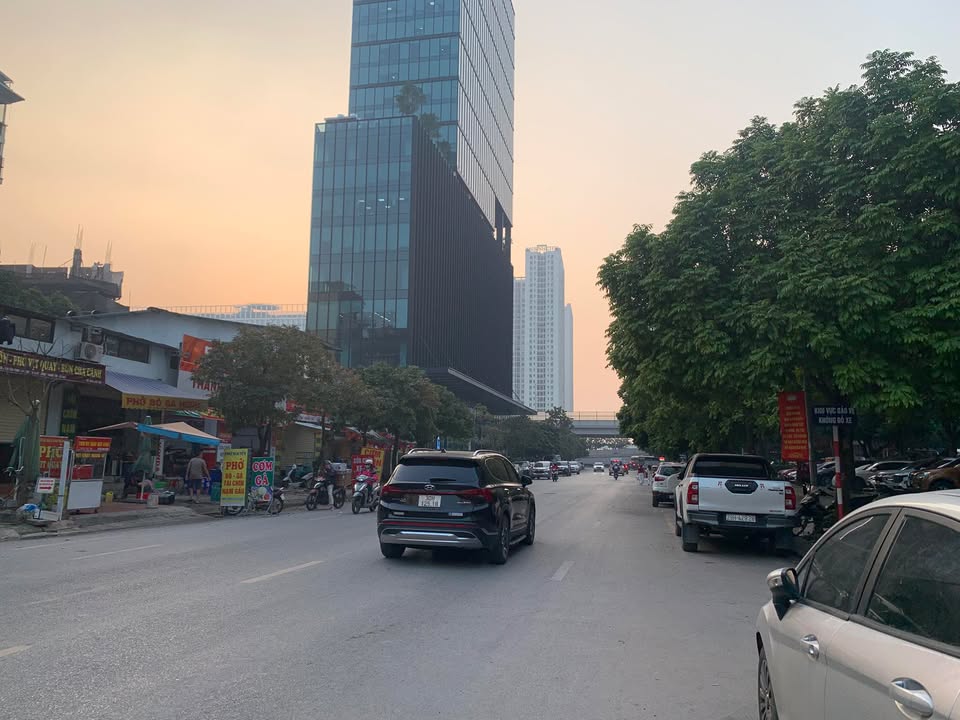 FrontHouse Trần Cung 100m² giá 11 tỷ - Vị trí đỉnh cao gần bệnh viện E!