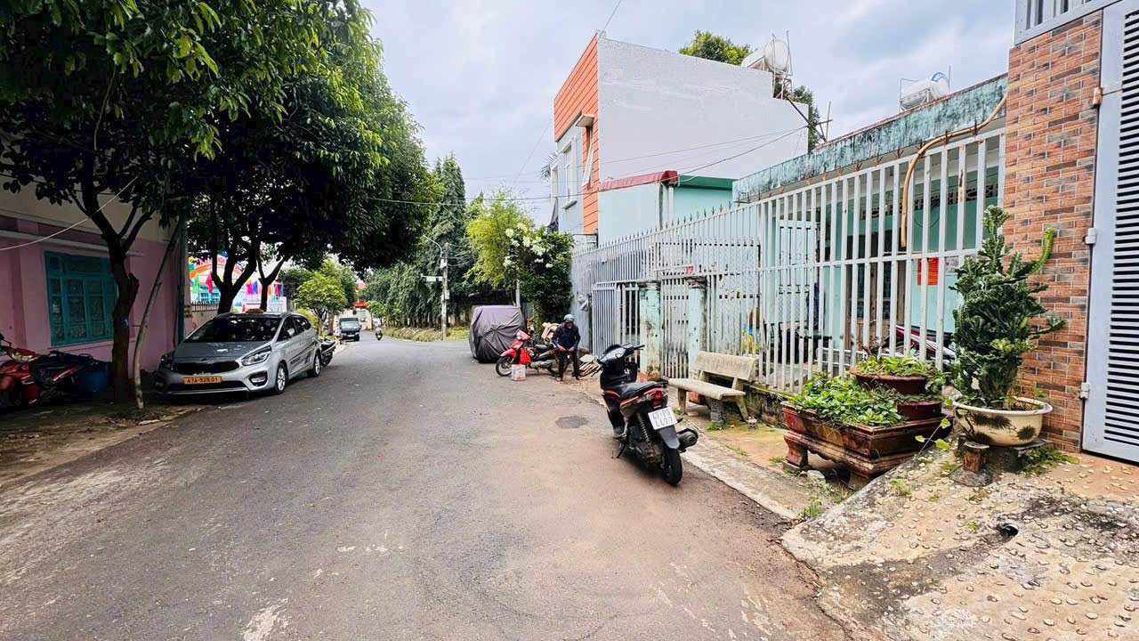 Đất nền mặt tiền đường Lê Văn Sỹ, Buôn Ma Thuột, Đắk Lắk - Diện tích 50m², giá 3.25 tỷ - Cơ hội đầu tư hấp dẫn!