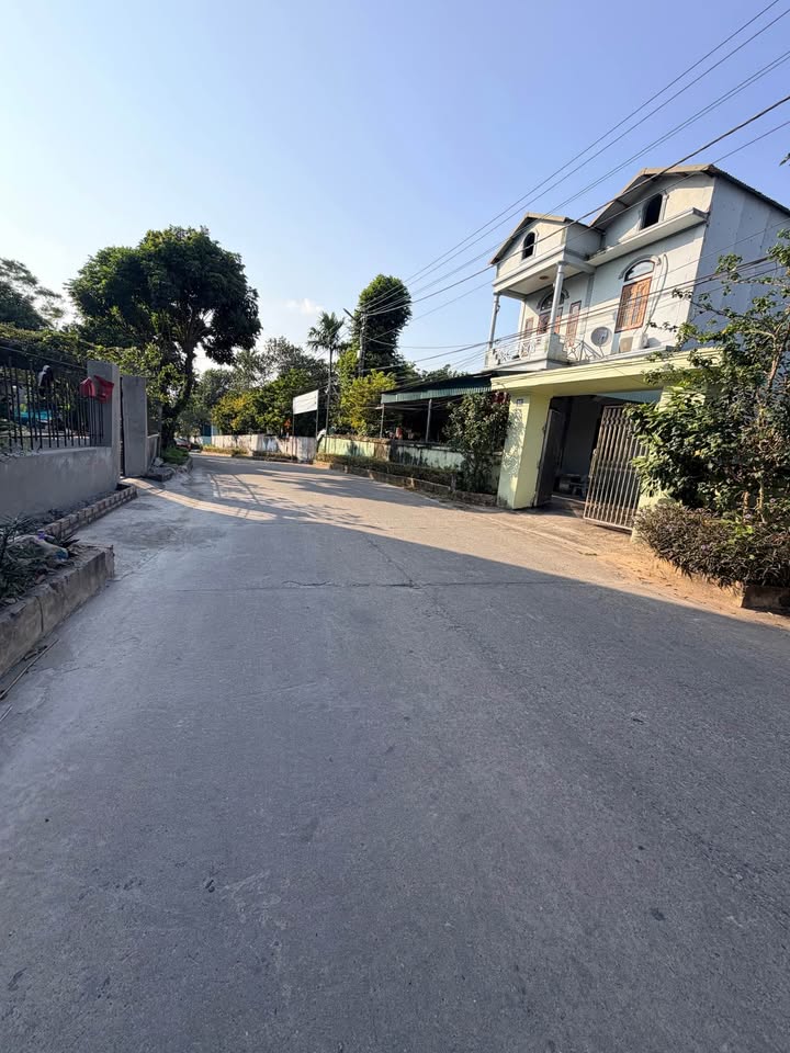 Bán nhà cấp 4 tại Thôn 12, Hải Xuân, Móng Cái - 126m² chỉ 2 tỷ VND!