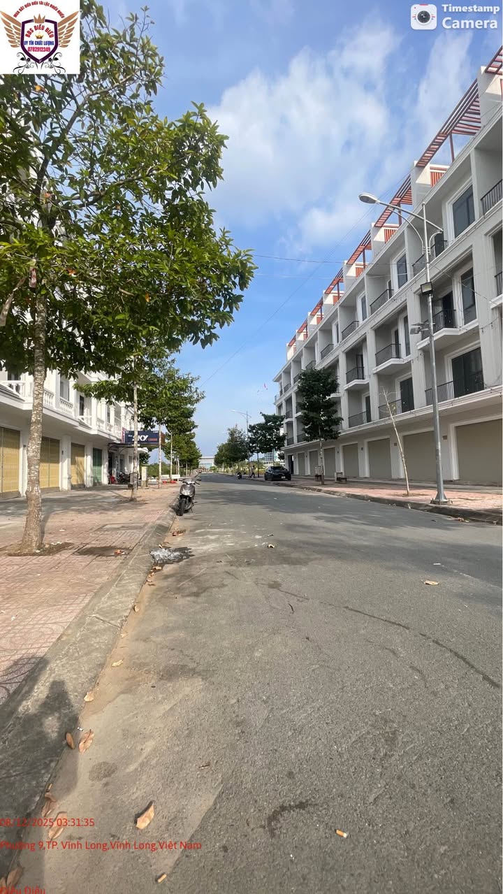 Nhà bán chính chủ mặt tiền đường D9, phường Long Châu, Vĩnh Long, diện tích 100m², giá 7.9 tỷ - Đầu tư sinh lời bền vững!