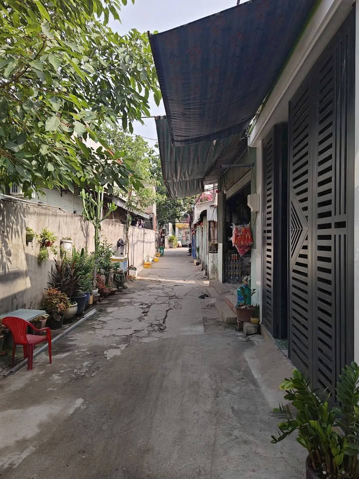 Nhà phố Lê Văn Khương, Hiệp Thành, 60m² giá 1.8 tỷ - Cần bán gấp!