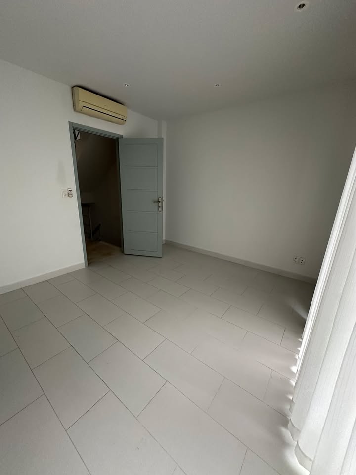 Nhà cho thuê hẻm Lê Văn Sỹ, Phú Nhuận 75m² - Thiết kế đẹp, nhận nhà ngay!