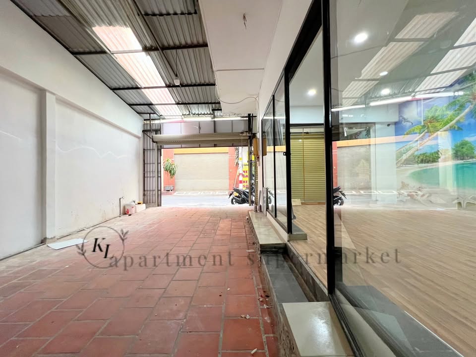 Cho thuê mặt bằng HXH K300 - Trương Hoàng Thanh, Tân Bình 91m² - Kinh doanh tự do, giá chỉ 10 triệu!