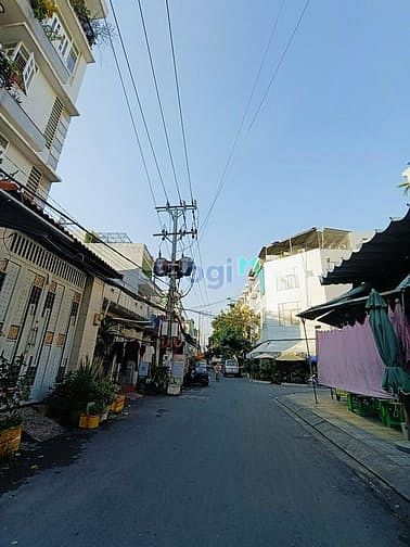 Nhà phố Quận 8 41.8m² giá 5.98 tỷ - Hẻm nhựa 6m, tiện ích đầy đủ!