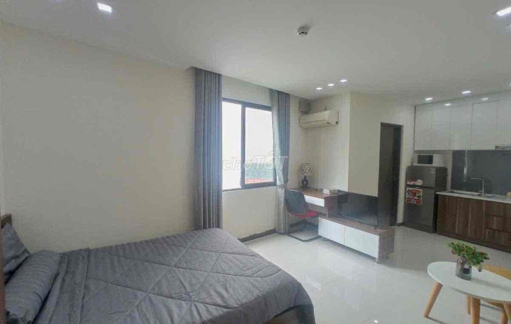 Căn hộ studio Nguyễn Cửu Vân 40m² giá 7.5 triệu - Dịch vụ hoàn hảo, không chung chủ!