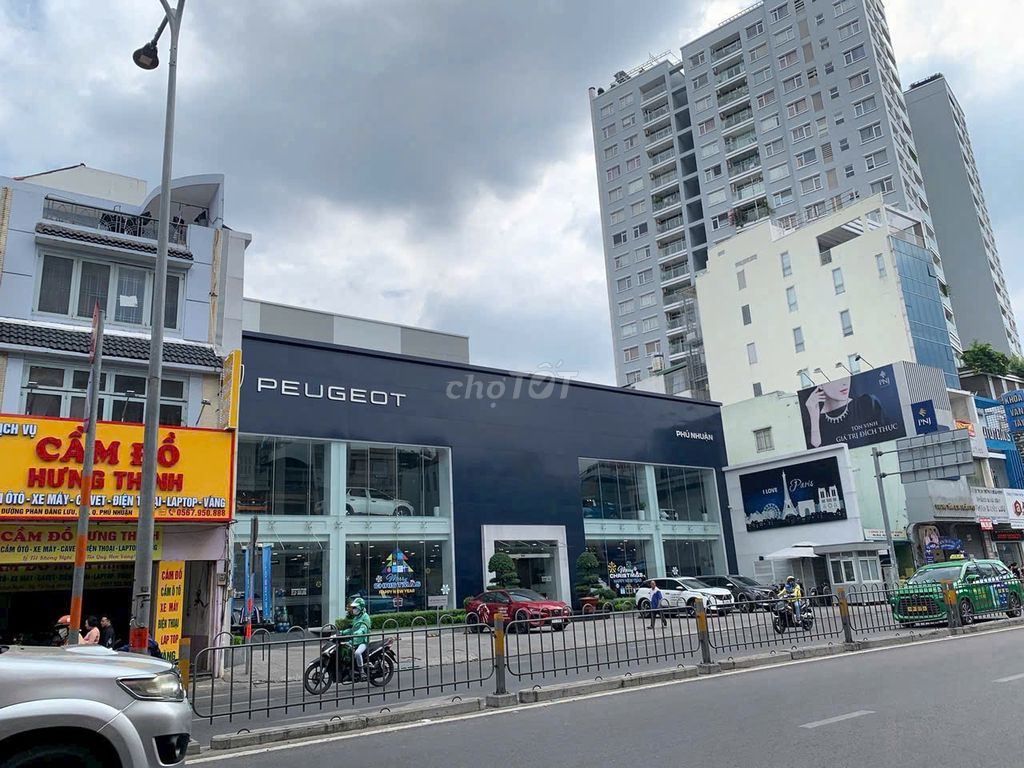 Nhà mặt tiền cho thuê đường Phan Đăng Lưu, quận Phú Nhuận, diện tích 624.4 m² - Đầu tư sinh lời ngay!