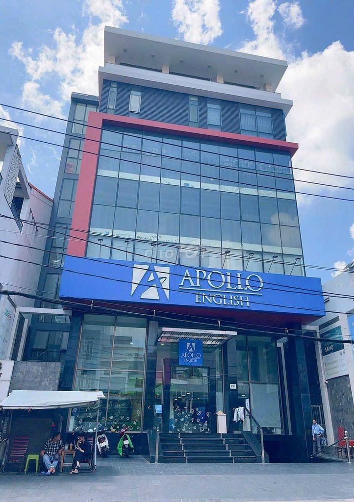 Nhà cho thuê mặt tiền đường Phan Xích Long, Phú Nhuận 900m² - Khu kinh doanh sầm uất!