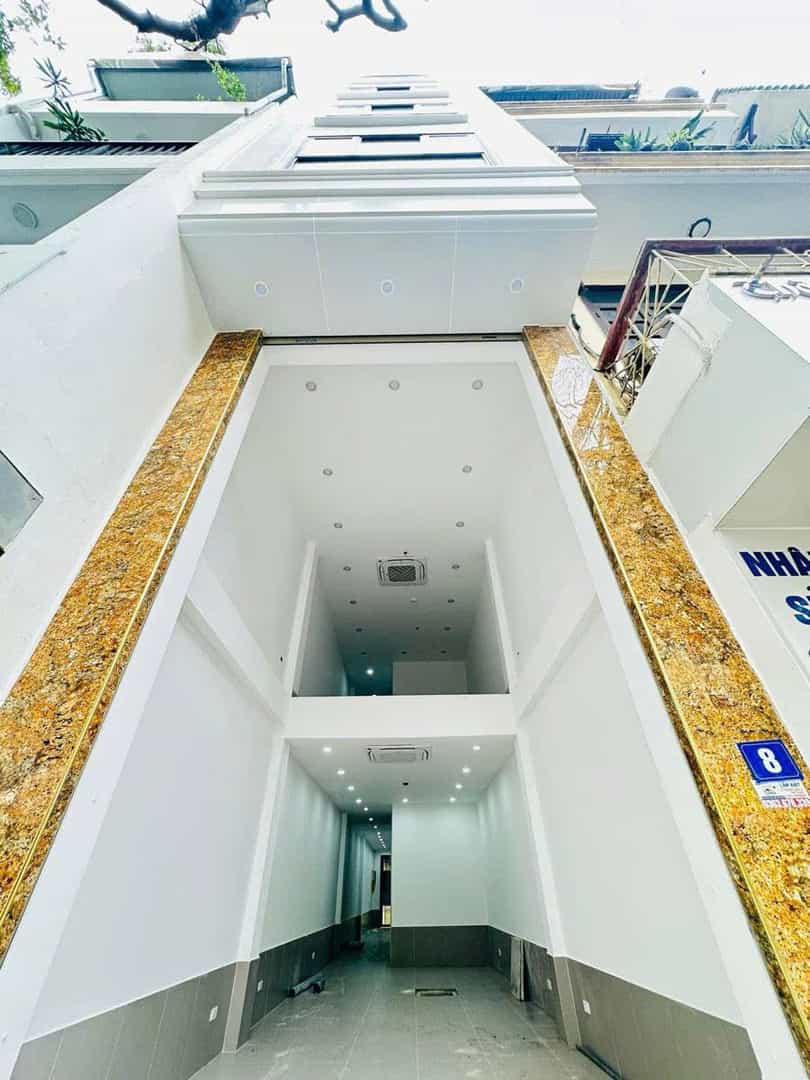 Nhà Mặt Phố Hoàng Văn Thái 80m² giá 45 tỷ - Kinh doanh đỉnh cao!