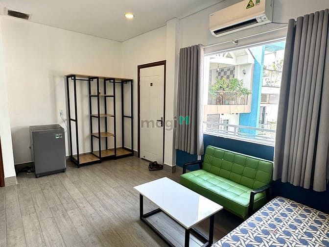 Căn hộ dịch vụ Lý Chính Thắng, Quận 3 - 40m² giá 5.5 triệu - Full nội thất hiện đại!