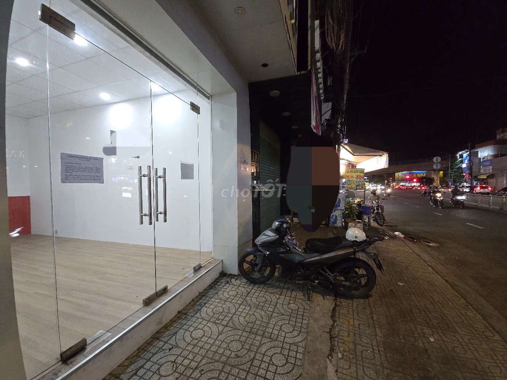 Mặt bằng kinh doanh đường Nguyễn Thị Thập - Quận 7 | 40m² | Có gác ở lại