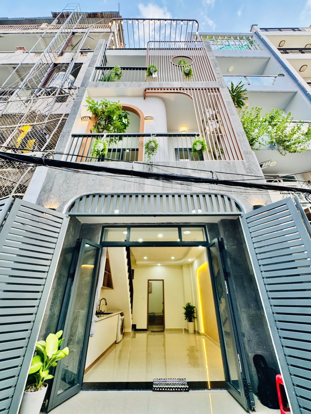 Bán nhà 3 lầu đường Xô Viết Nghệ Tĩnh, P.25 Bình Thạnh - 4x10m, Full nội thất, giá 8.7 tỷ!