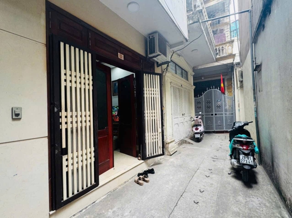 Bán nhà Hoàng Hoa Thám, Ba Đình 39m², giá 10.5 tỷ - Lô góc thoáng mát, ô tô tránh!