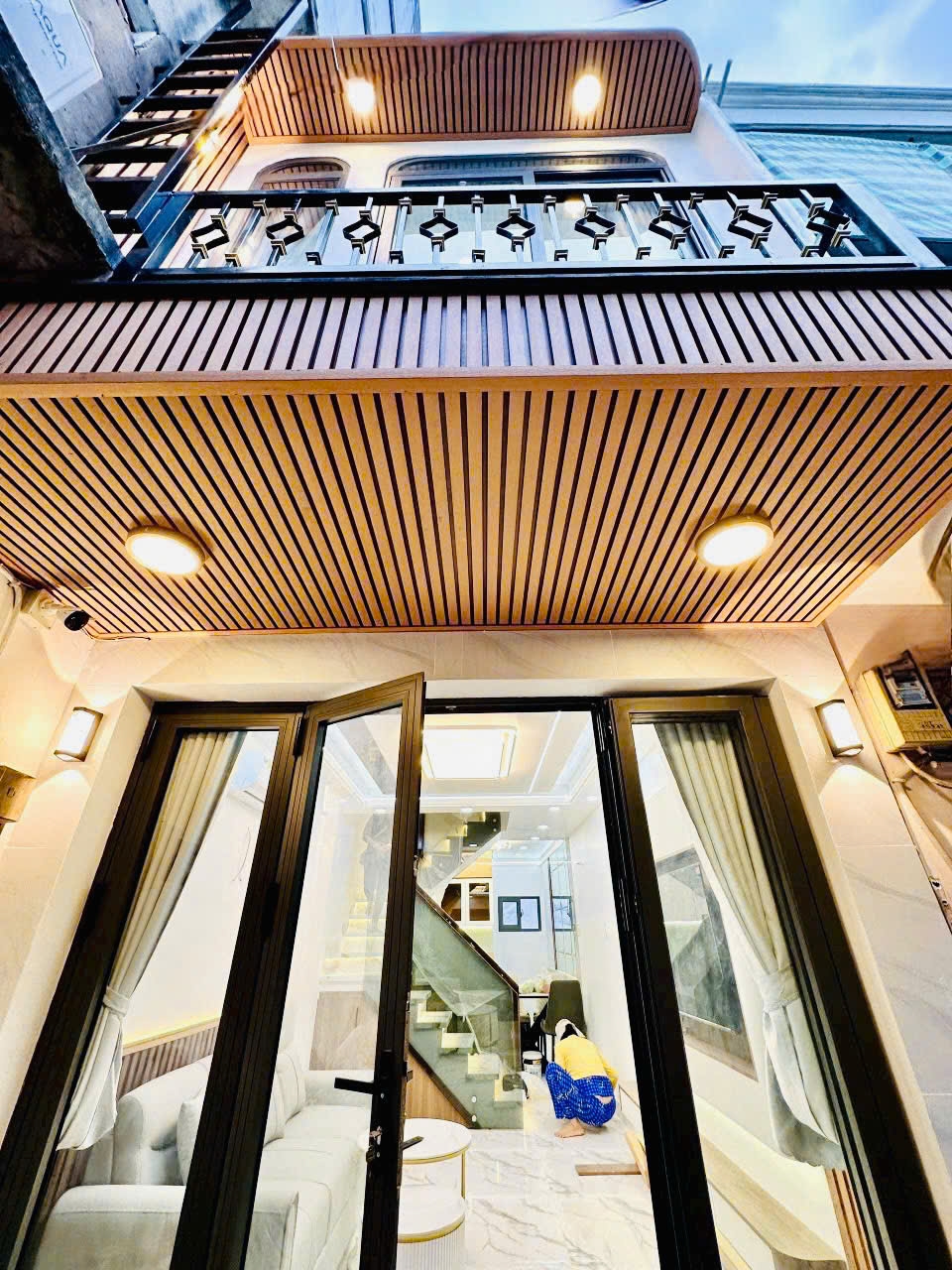 Nhà 3 tầng mới tuyệt đẹp tại Tạ Quang Bửu 54m² giá 6 tỷ - Pháp lý sạch, thương lượng mạnh!