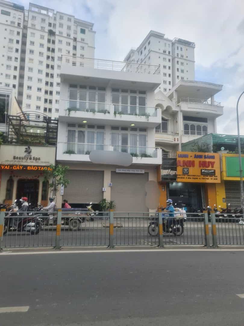 Cho thuê nhà mặt tiền Lũy Bán Bích 160m² giá 35 triệu - Phù hợp mọi ngành nghề!