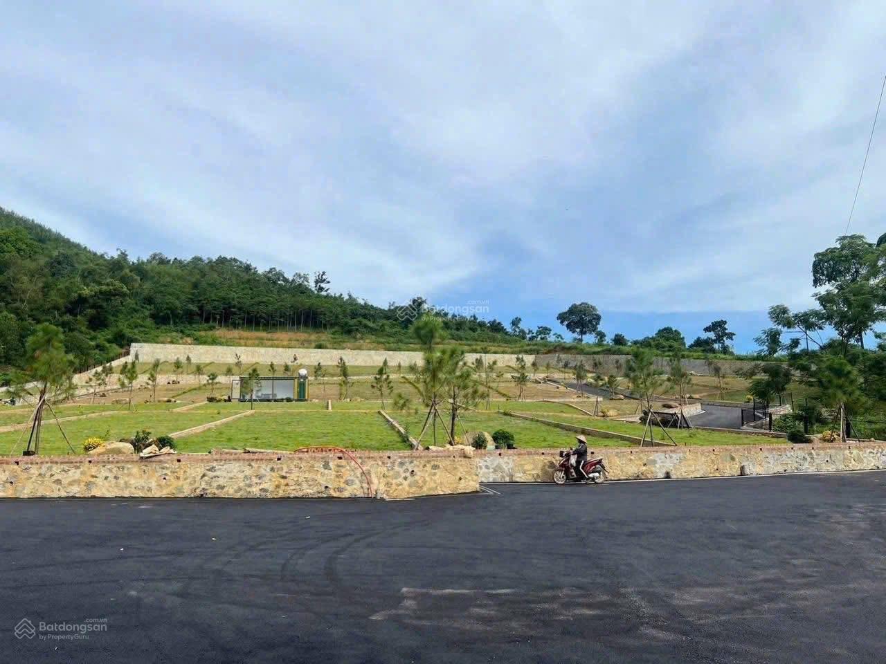 Lô đất 279m² tại Khu Công Nghệ Cao Hòa Lạc - Tiềm năng đầu tư lớn!