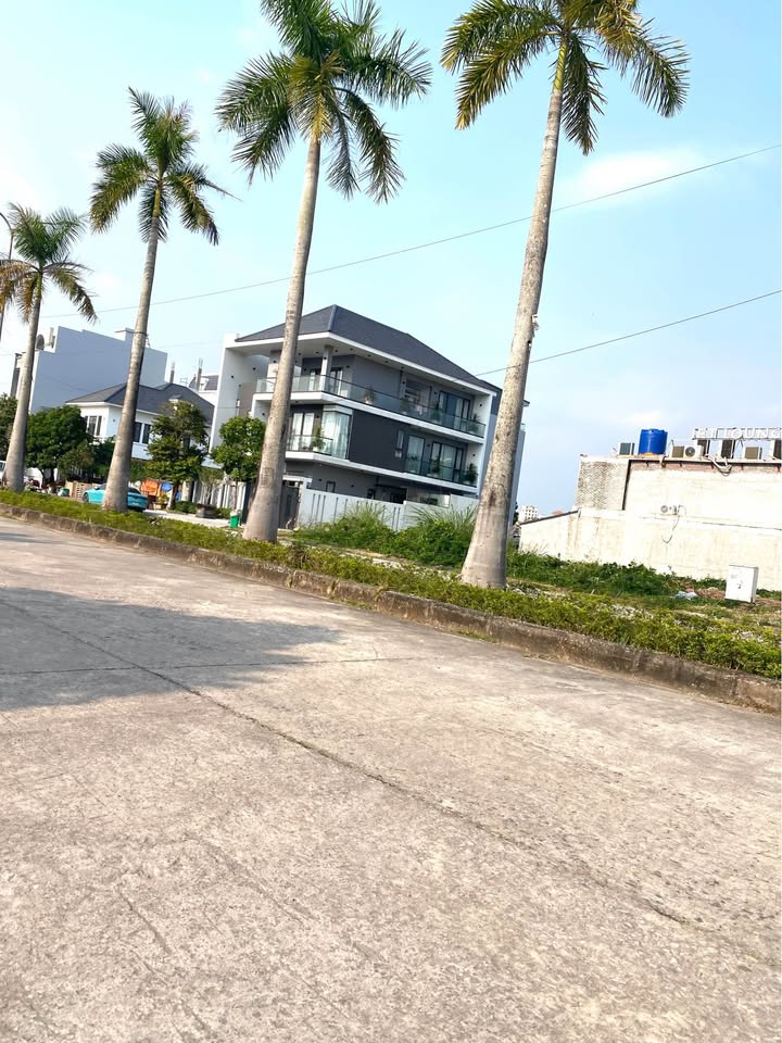 Shophouse liền kề Kalong RiverSide Móng Cái 224m² - Vị trí đắc địa, giá tốt!