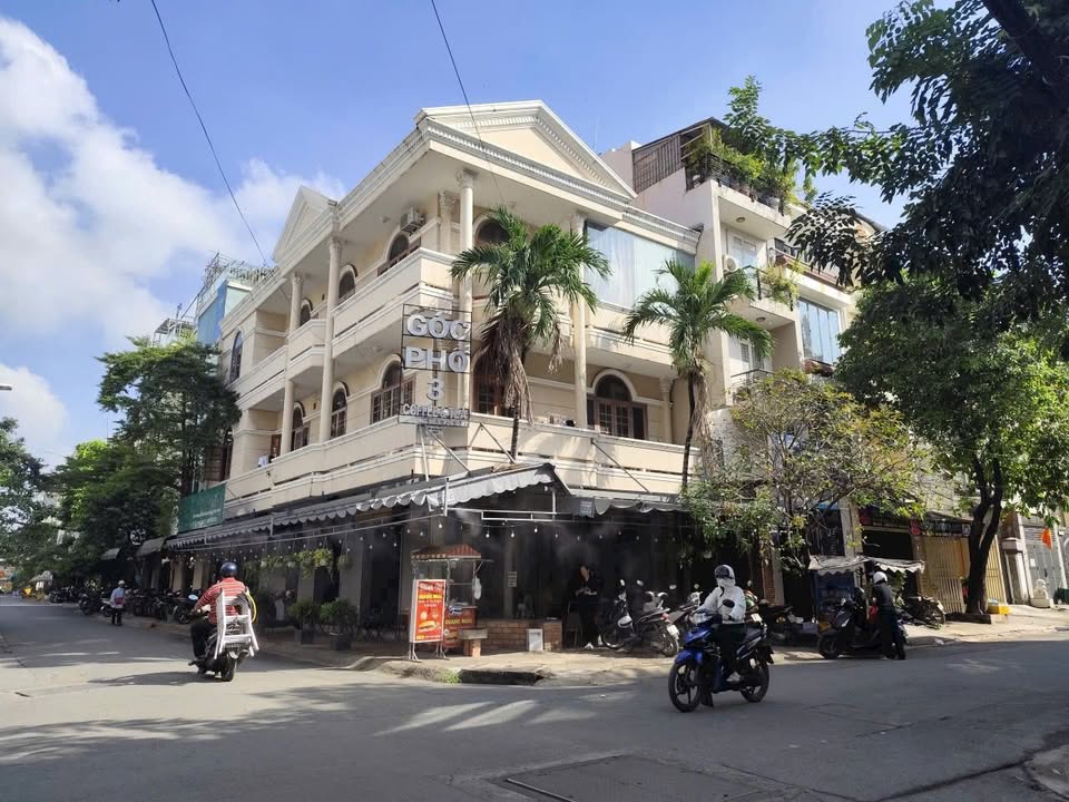 FrontHouse 143m² đường Chu Văn An, Bình Thạnh giá 33 tỷ - Góc 2 mặt tiền cực đẹp!