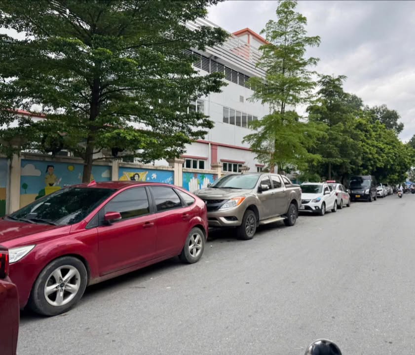 Đất nền Võng La Đông Anh 54m² giá 4 tỷ - Vị trí giao thông thuận lợi!