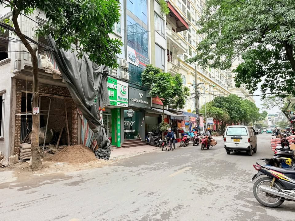 Nhà mặt phố Hai Bà Trưng 45m², giá thỏa thuận - Kinh doanh sầm uất, lô góc thoáng đãng!