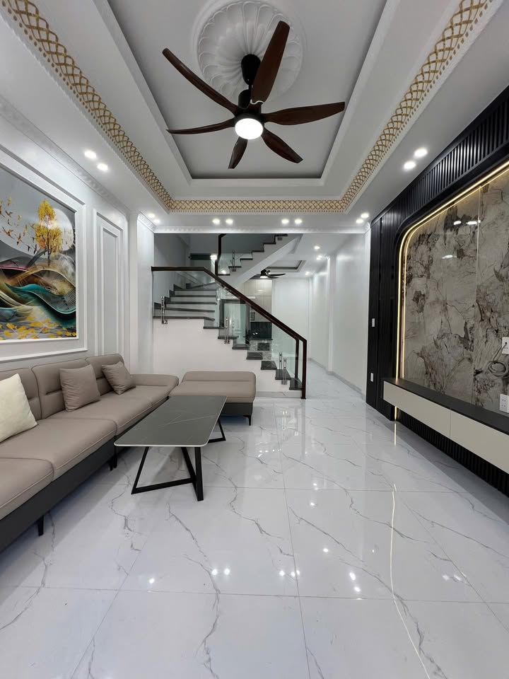 Nhà đẹp Đằng Hải 46m² giá 3.85 tỷ - Ô tô vào tận cửa, vị trí đáng sống!