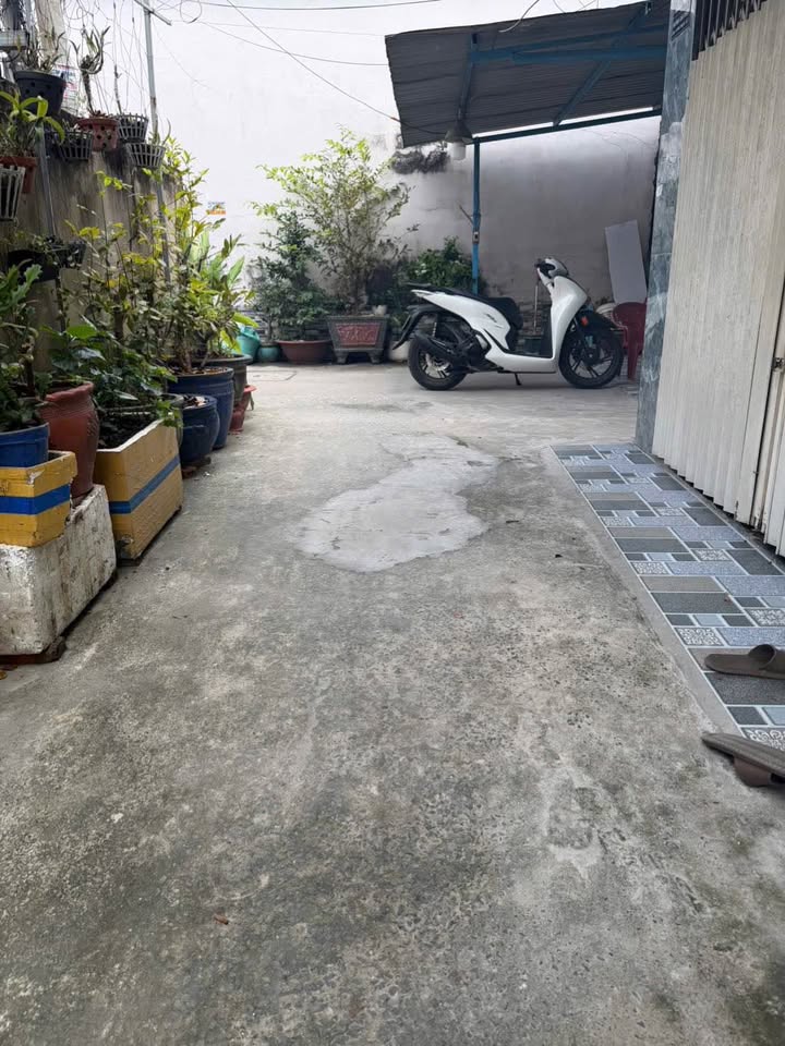 Nhà 2 mặt tiền 1283 Huỳnh Tấn Phát, Quận 7, 30m² - Sổ hồng riêng, giá tốt thương lượng!