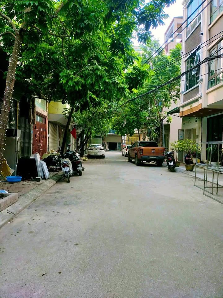 Bán Đất Phân Lô Chiến Thắng, Văn Quán 45m² giá 1 tỷ - Kinh doanh vỉa hè, ô tô đỗ thoải mái!