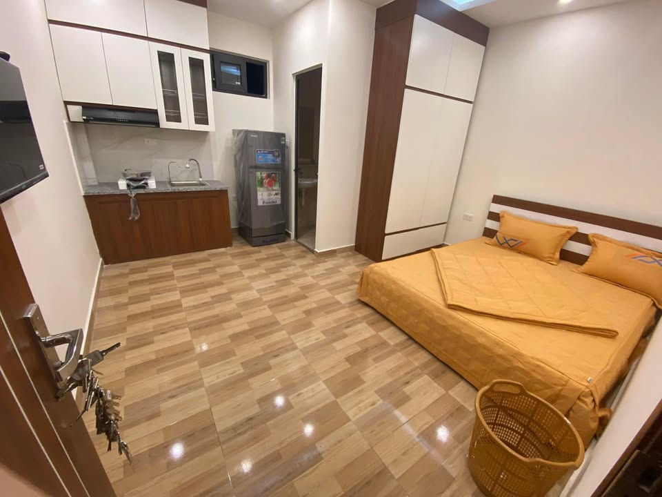 Phòng cho thuê tại Ngõ 32 Nguyễn Văn Huyên, 4 triệu - Đầy đủ nội thất, sẵn sàng vào ở!