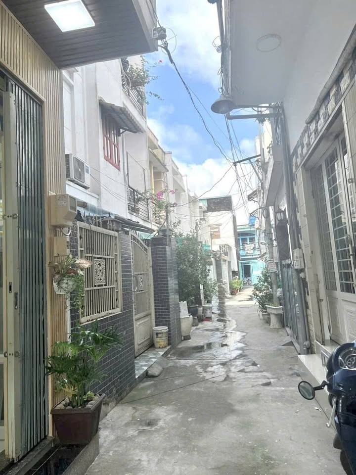 Nhà hẻm 1982 Huỳnh Tấn Phát, Nhà Bè 22.5m² giá 1.75 tỷ - Pháp lý rõ ràng, sẵn sàng ở ngay!