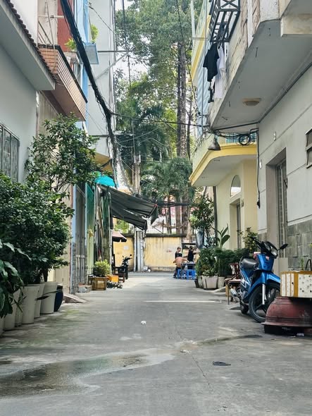 FrontHouse Quận 10, Cao Thắng 56m² giá 13.5 tỷ - Nhà lô góc 3 mặt tiền, ô tô vào tận nhà!