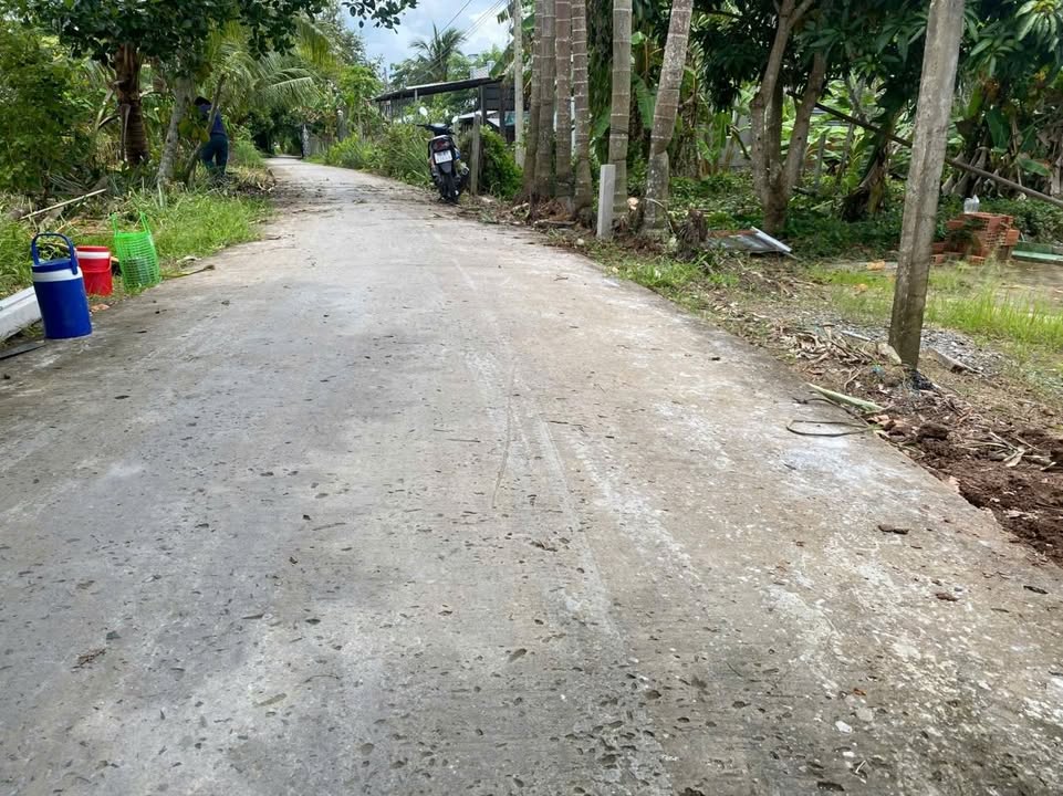 Đất thổ cư 300m² phường Đại Thành, Hậu Giang - Sổ hồng riêng, giá 650 triệu