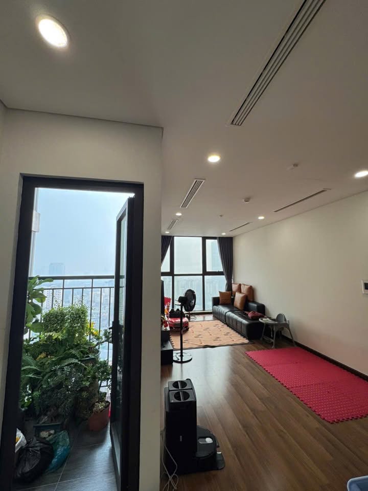 Chung cư Mipec Rubik Cầu Giấy 76m² giá 9.6 tỷ - Căn hộ đầy đủ nội thất, sẵn sàng vào ở!