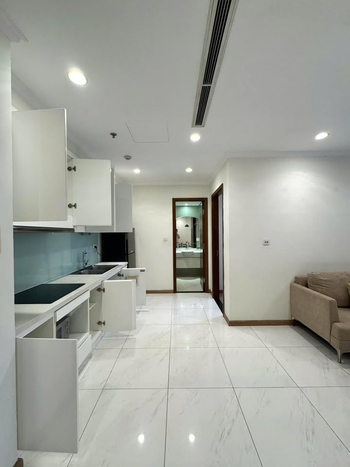 Căn hộ Vinhomes Central Park Bình Thạnh 1PN giá 18 triệu - Full nội thất, sẵn sàng vào ở!